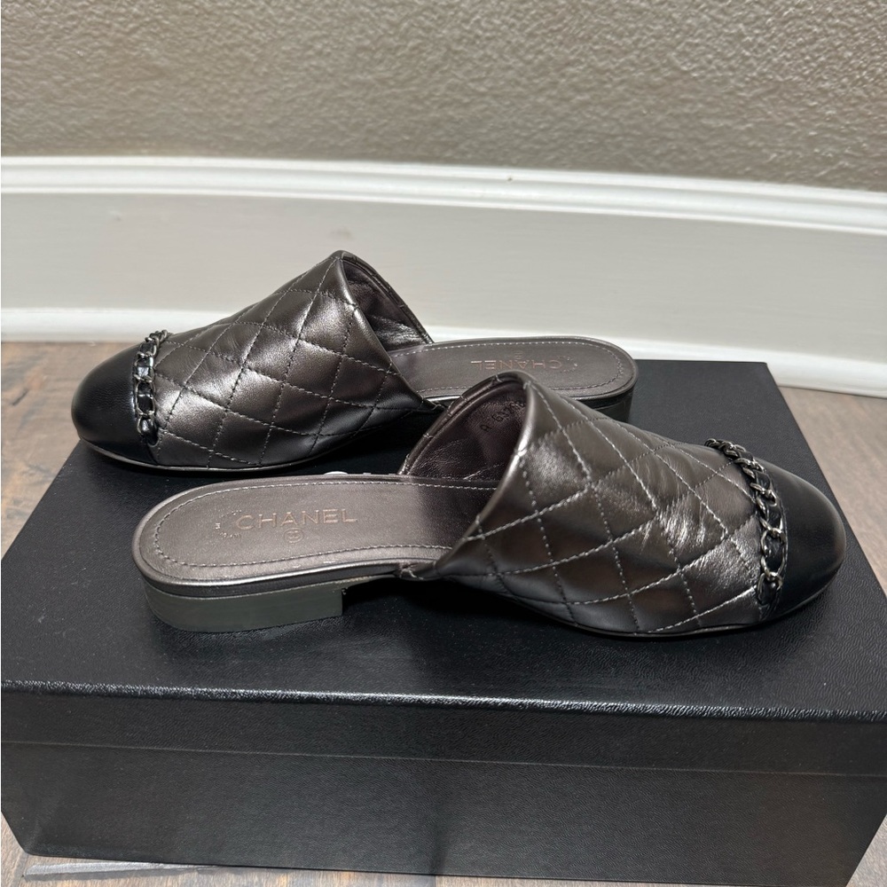 CHANEL Women's Quilted Black and Silver Mules